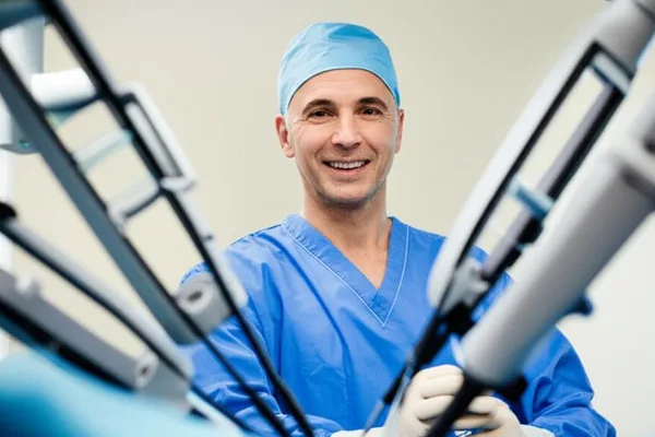 Mina míasrɔ̃ nu tso Robotic Cystectomy ŋu le mɔ bɔbɔe aɖe nu.