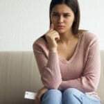 දියවැඩියාව නිසා ඔයාගේ හිතටත් අමාරුද? (Diabetes & Mental Health)