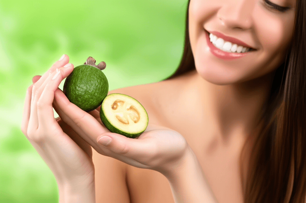 මේ පුංචි පළතුරේ තියෙන ලොකු ගුණ ඔබ දන්නවද? අපි ෆෙජෝවා (Feijoa) ගැන කතා කරමු!