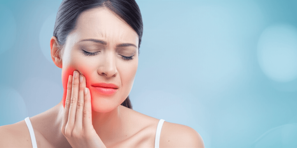 ඔයාගෙත් දතක් මුල පැසවලාද? දත් මුල හැදෙන විවර (Periapical Abscess) ගැන අපි කතා කරමු!