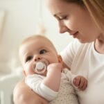 බබාට සූප්පුව (Pacifier / Soother) දෙන එක හොඳයිද නරකයිද? වාසි, අවාසි සහ ආරක්ෂිතව පාවිච්චි කරන විදිහ
