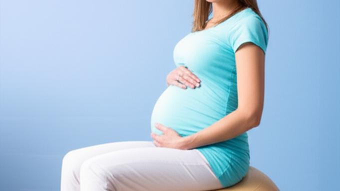 Está prestes a ter um bebê? Vamos conhecer esta incrível 'Bola de Amendoim' que facilita o trabalho de parto! (Bola de Amendoim para o Trabalho de Parto)
