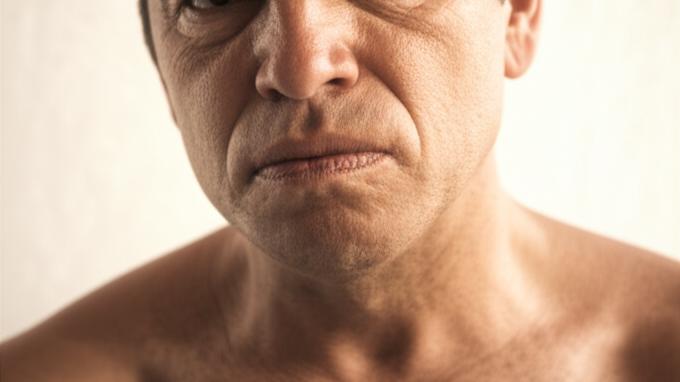 Do men get breast cancer too? (Male Breast Cancer) - Let's be aware of this