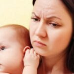ඔයාගේ පොඩිත්තාටත් කනේ ආසාදන (Ear Infection) එනවද? අපි මේ ගැන දැනුවත් වෙමු!