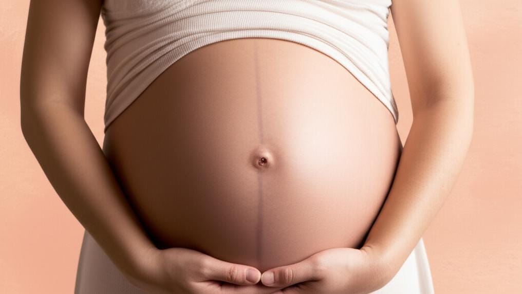 ඔයාගේ බඩේ අමුතු ඉරක් ඇවිත්ද? අපි කතා කරමු ලීනියා නයිග්‍රා (Linea Nigra) ගැන!