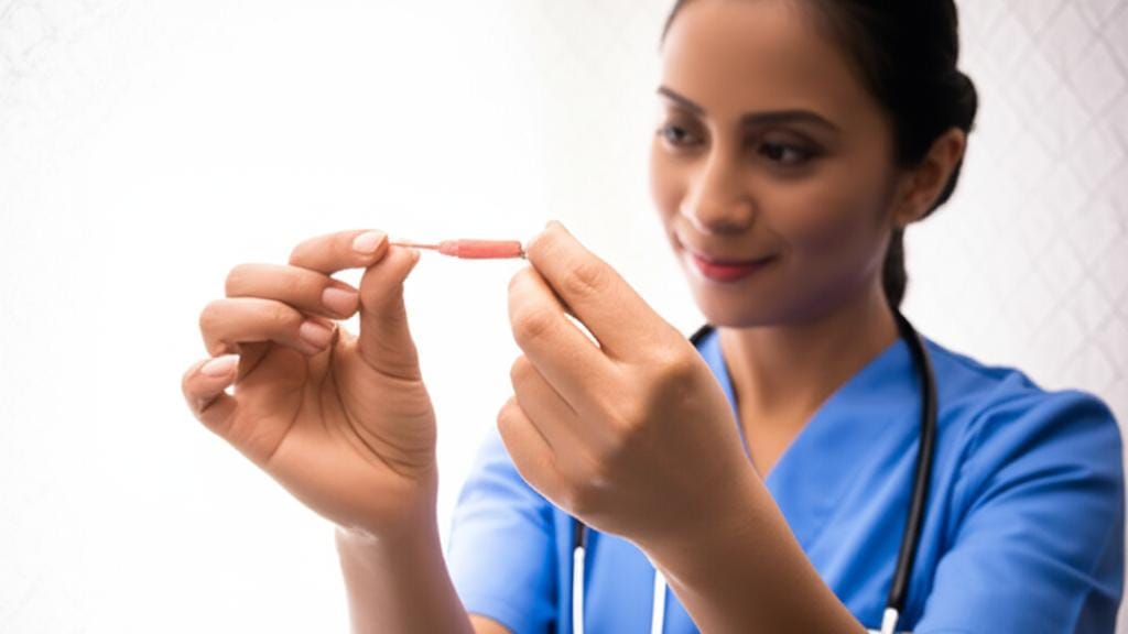 Sollen mir e klengt Stéck Gewief aus Ärer Gebärmutter huelen? Loosst eis méi iwwer eng Endometrialbiopsie léieren!