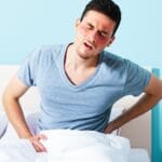 වකුගඩු ආසාදනය (Pyelonephritis) කියන්නේ මොකක්ද? කොන්දේ කැක්කුම සහ උණ එක්ක එන මේ රෝග ලක්ෂණ ගැන හරියටම දැනගනිමු