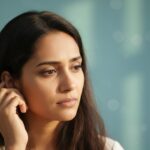 কানে টিউমার কেন হয় এবং এর লক্ষণ ও চিকিৎসা কী?