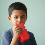 क्या आपके बच्चे की मांसपेशियां अकड़ जाती हैं? जानिए मायोटोनिया कंजेनिटा के बारे में